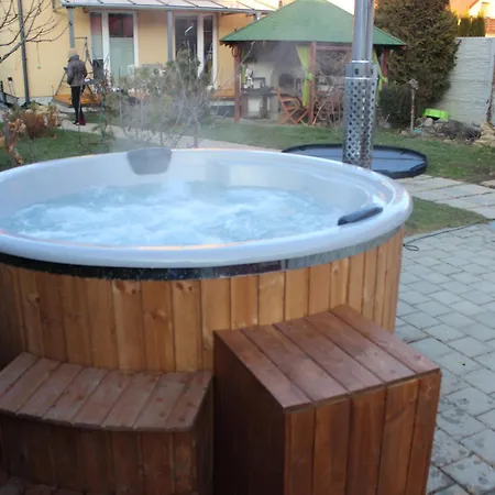 Muskat-dom S Jednou Spalnou Casa vacanze